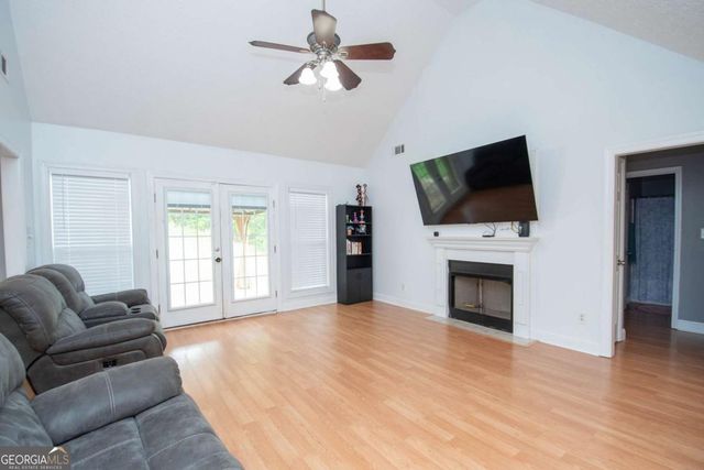 1368 Glass Bridge Road, Lagrange, GA 30240