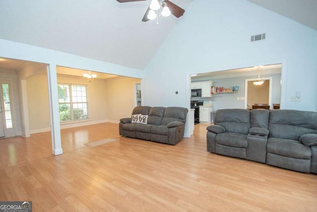 1368 Glass Bridge Road, Lagrange, GA 30240