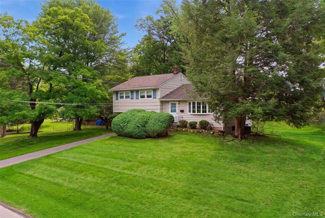 24 Marcia Lane, New City, NY 10956