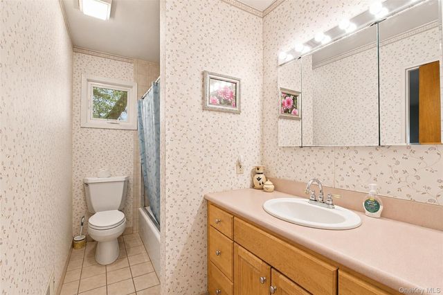 24 Marcia Lane, New City, NY 10956