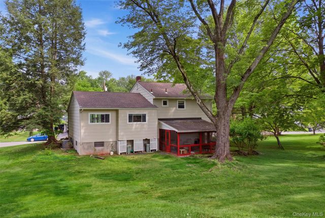 24 Marcia Lane, New City, NY 10956