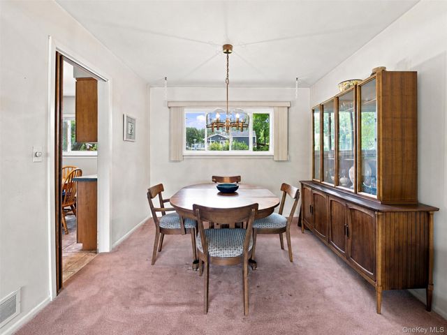 24 Marcia Lane, New City, NY 10956