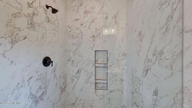 23 Paddington Way, Trent Woods, NC 28562