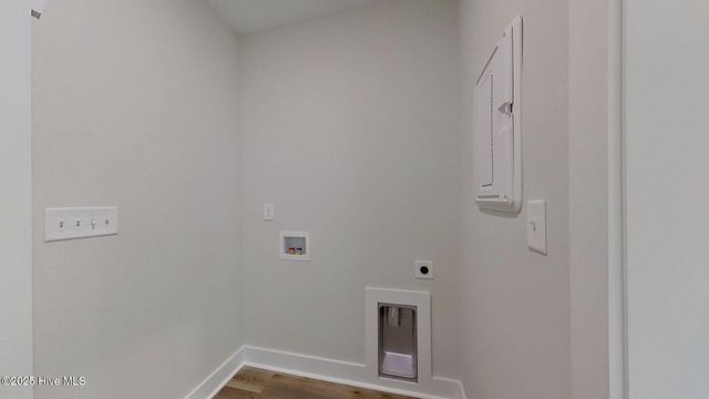 23 Paddington Way, Trent Woods, NC 28562