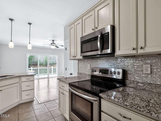 121 Westview Cove Lane, Cary, NC 27513