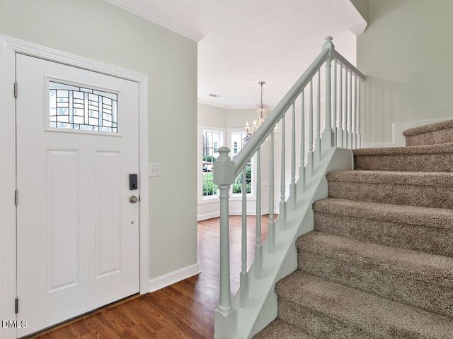 121 Westview Cove Lane, Cary, NC 27513