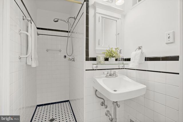 5124 WESTPATH WAY, Bethesda, MD 20816