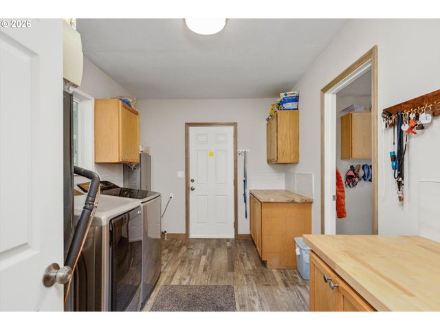 24200 Ne SPRING HILL Rd, Gaston, OR 97119