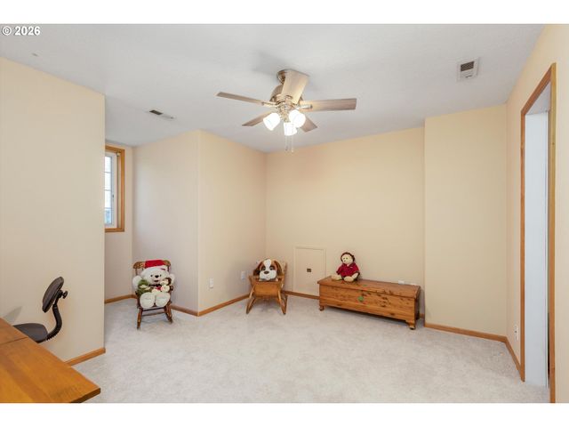 24200 Ne SPRING HILL Rd, Gaston, OR 97119