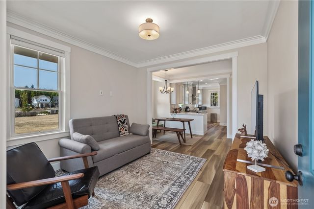 24 Switchback Lane, Pacific Beach, WA 98571