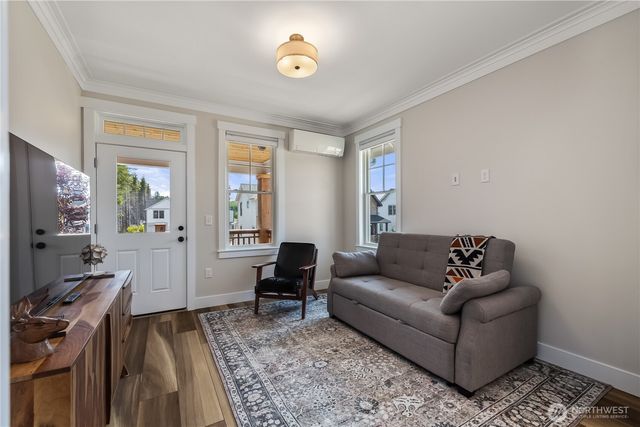 24 Switchback Lane, Pacific Beach, WA 98571