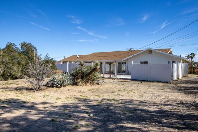 7348 Palomar Avenue, Yucca Valley, CA 92284