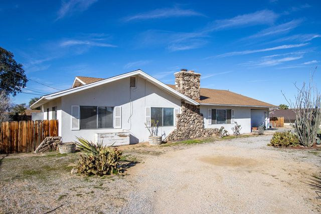 7348 Palomar Avenue, Yucca Valley, CA 92284