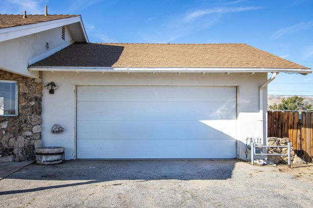 7348 Palomar Avenue, Yucca Valley, CA 92284