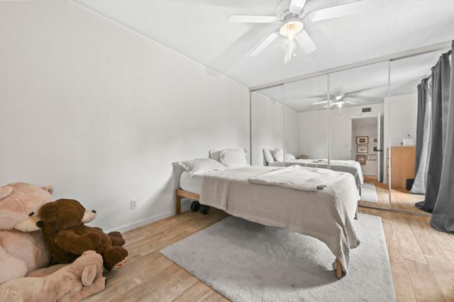 746 NW 98th Way, Plantation, FL 33324