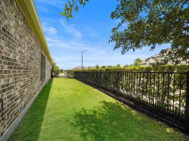 15018 Fisher Reservoir Drive, Cypress, TX 77433