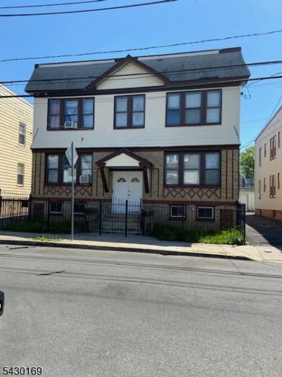 328 Ellery Ave, Newark City, NJ 07106
