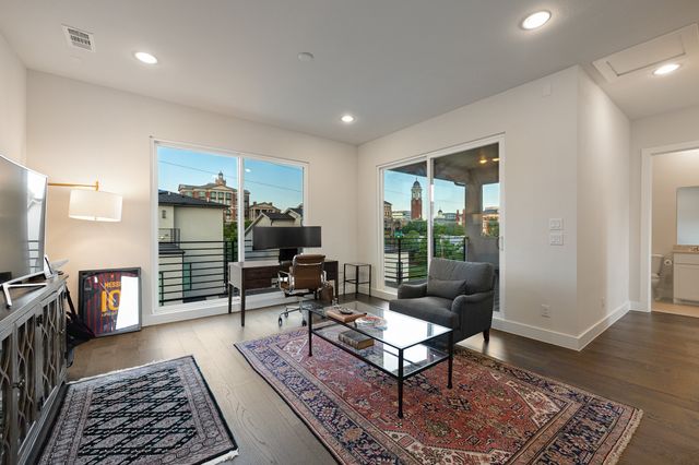 4113 Entrada Way, Dallas, TX 75219