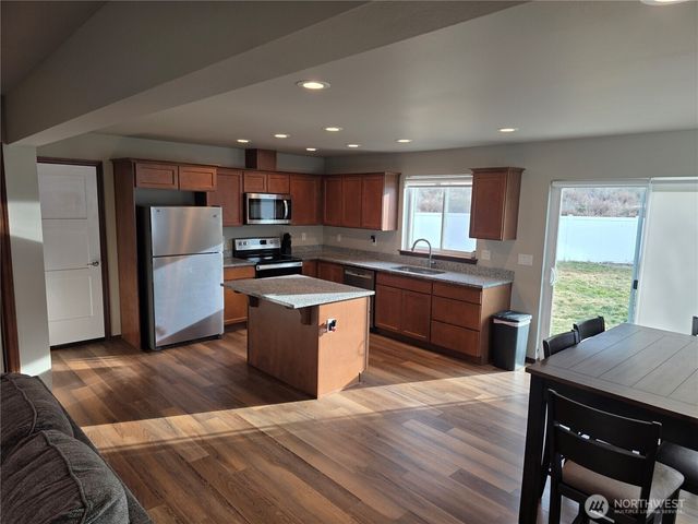 271 George Loop, Rock Island, WA 98850