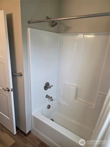 271 George Loop, Rock Island, WA 98850