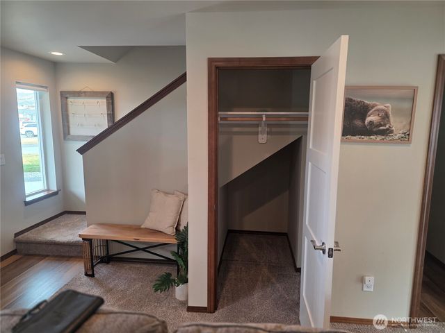 271 George Loop, Rock Island, WA 98850