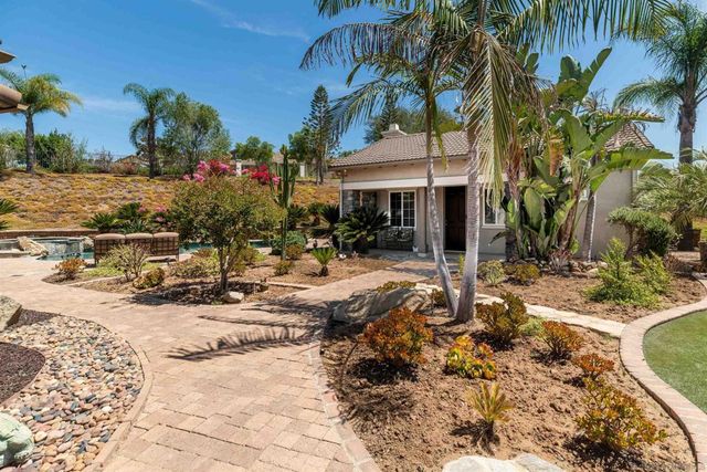 5148 Minneola Drive, Fallbrook, CA 92028