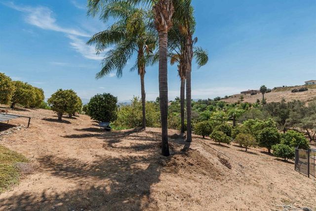 5148 Minneola Drive, Fallbrook, CA 92028