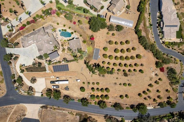 5148 Minneola Drive, Fallbrook, CA 92028
