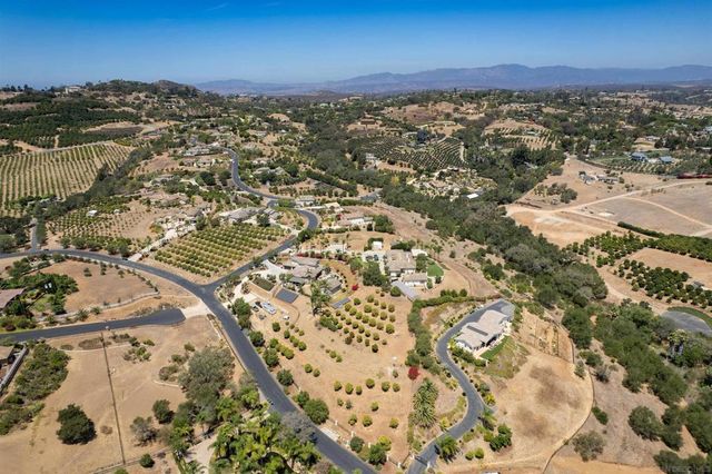 5148 Minneola Drive, Fallbrook, CA 92028