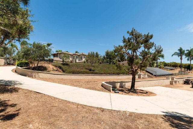 5148 Minneola Drive, Fallbrook, CA 92028