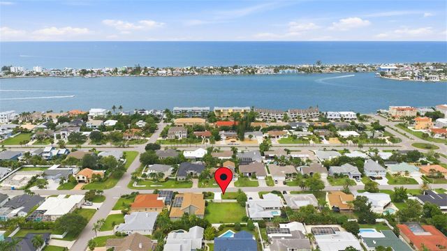 343 7TH AVENUE N, Tierra Verde, FL 33715