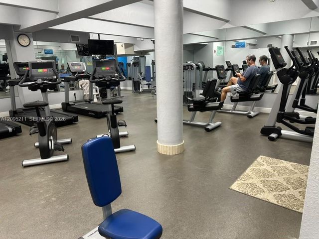 1904 S Ocean Drive 1901, Hallandale Beach, FL 33009