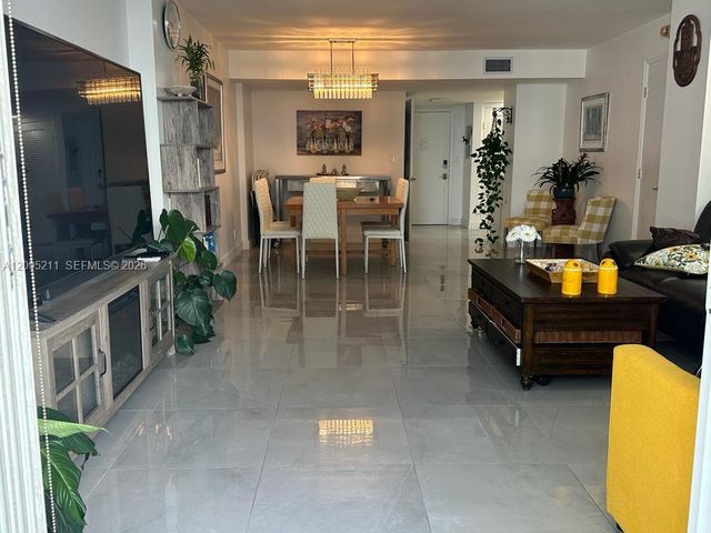 1904 S Ocean Drive 1901, Hallandale Beach, FL 33009