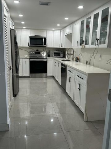 1904 S Ocean Drive 1901, Hallandale Beach, FL 33009