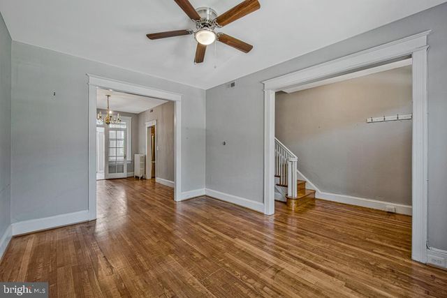 2406 37TH ST NW, Washington, DC 20007