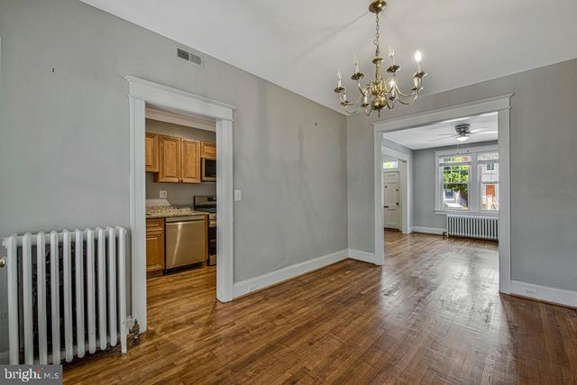 2406 37TH ST NW, Washington, DC 20007