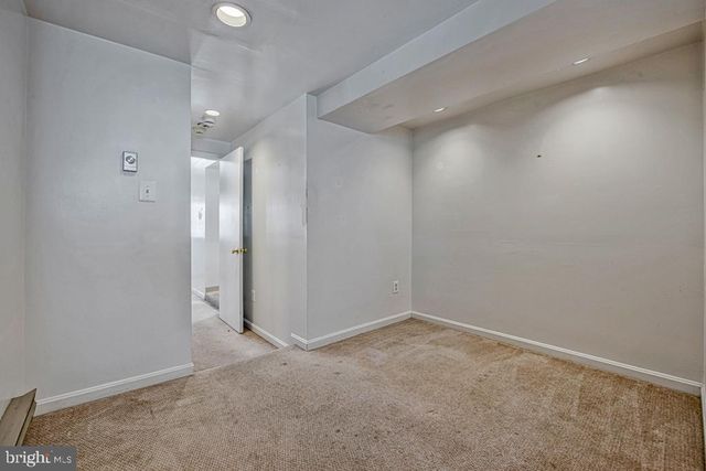 2406 37TH ST NW, Washington, DC 20007