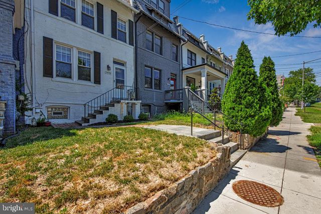 2406 37TH ST NW, Washington, DC 20007