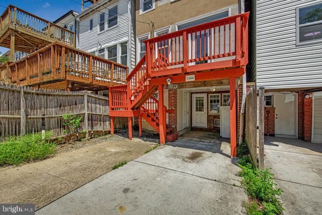 2406 37TH ST NW, Washington, DC 20007