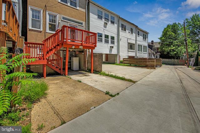 2406 37TH ST NW, Washington, DC 20007