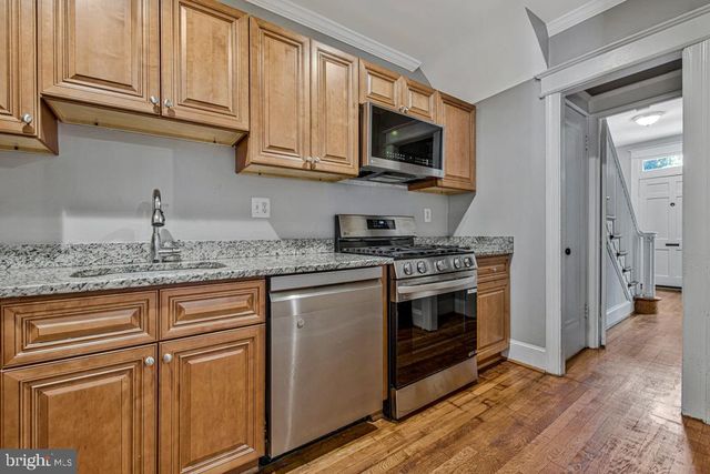 2406 37TH ST NW, Washington, DC 20007