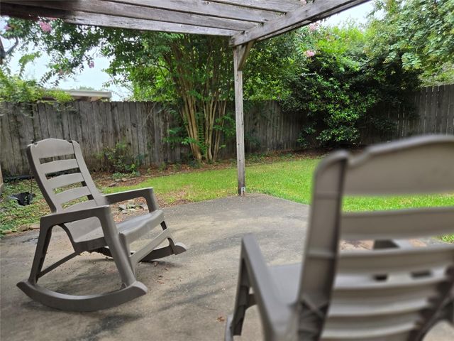 1015 Green Meadow Street, Beaumont, TX 77706