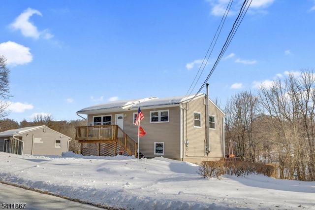 142 Barry Dr N, Vernon Twp., NJ 07422