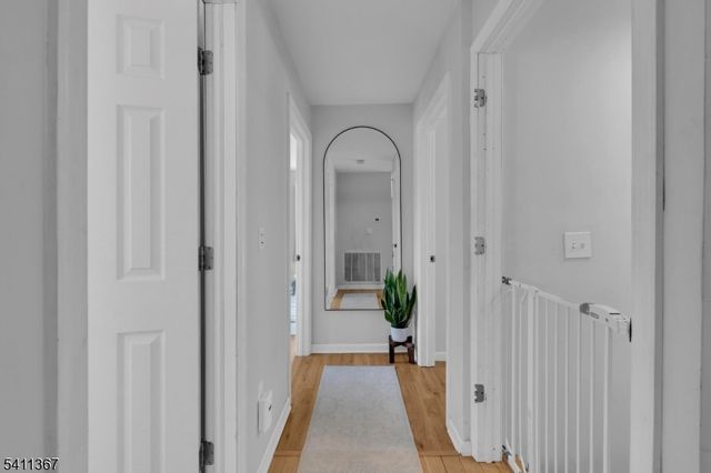 142 Barry Dr N, Vernon Twp., NJ 07422