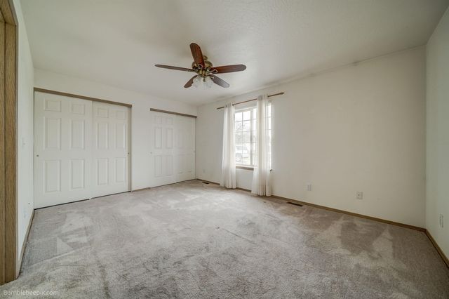 2925 N Glenbrook Ln, Otis Orchards, WA 99027