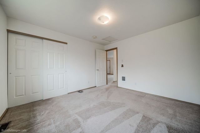 2925 N Glenbrook Ln, Otis Orchards, WA 99027