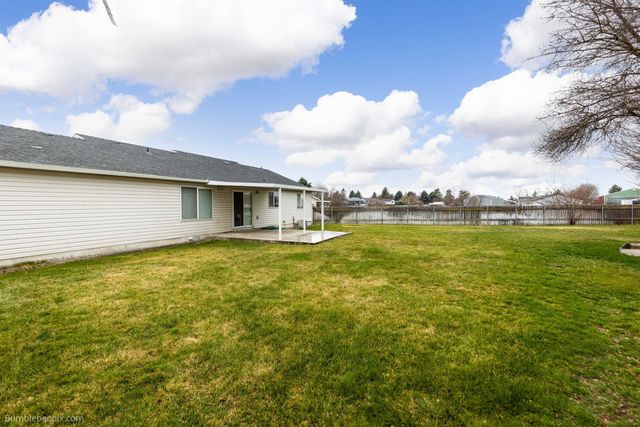 2925 N Glenbrook Ln, Otis Orchards, WA 99027