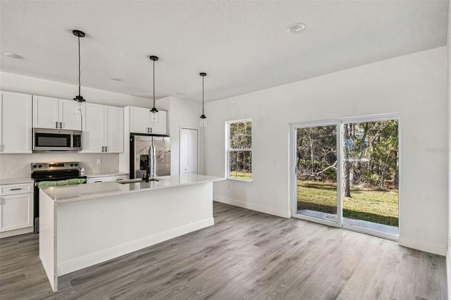 1861 W HIALEAH DRIVE, Citrus Springs, FL 34434