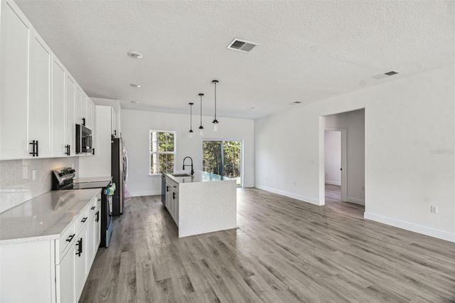 1861 W HIALEAH DRIVE, Citrus Springs, FL 34434