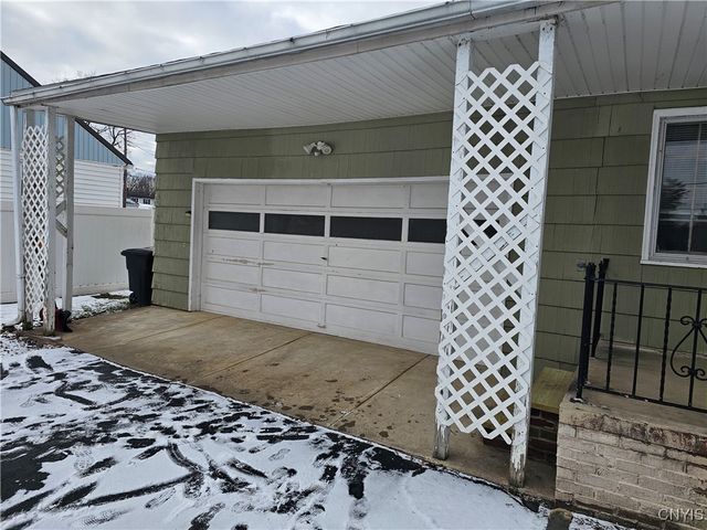 54 Pulsifer Drive, Auburn, NY 13021